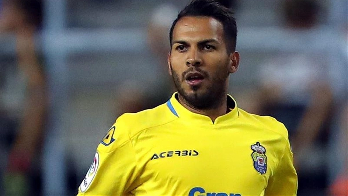 Las Palmas se plantea dejar marchar a Jonathan Viera / Besoccer.com