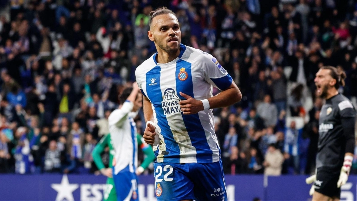 Braithwaite podría irse GRATIS del Espanyol / Ara.cat