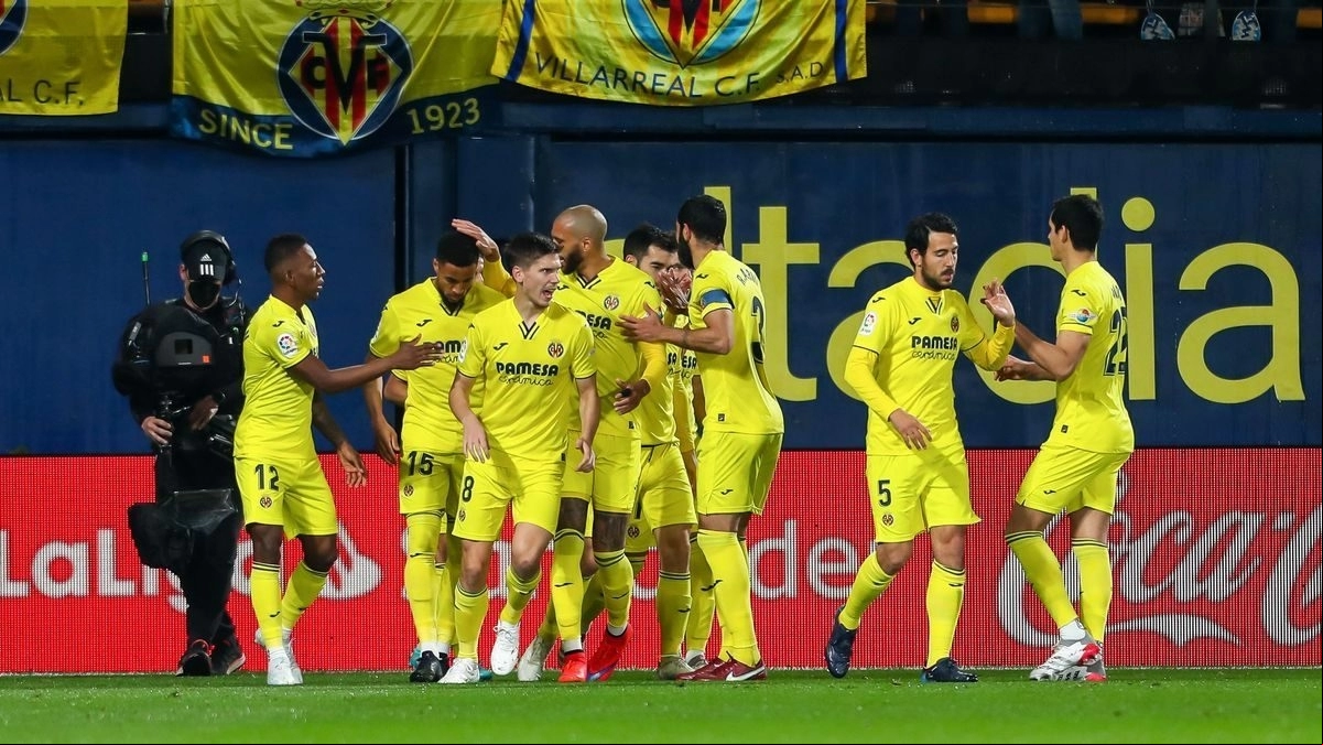 Los jugadores del Villarreal celebran un gol