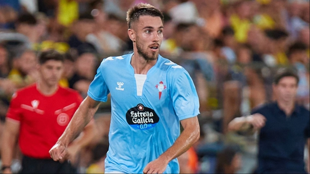 Óscar Mingueza is about to sign for Aston Villa / Transfermarkt