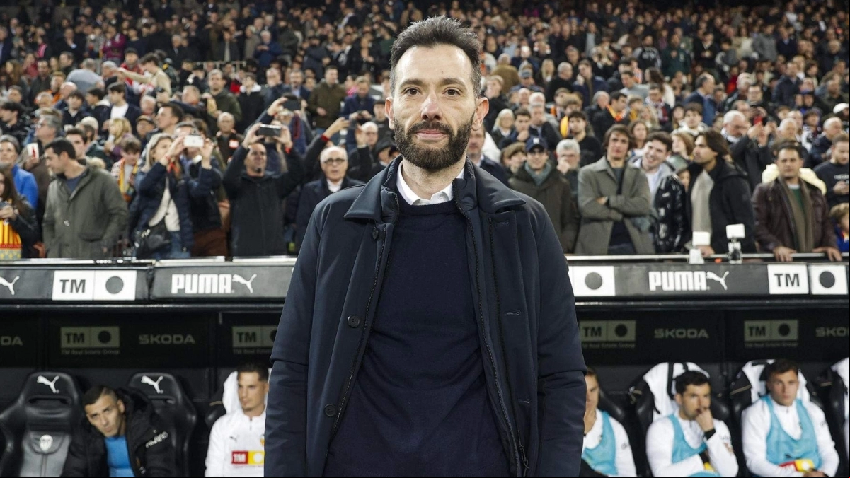 El Valencia va por su tercer fichaje para salvarse del descenso: Petición de Corberán