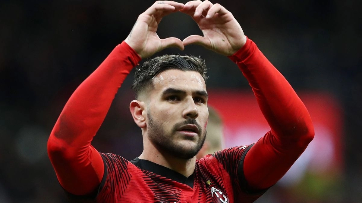Théo Hernández, lateral del Milan