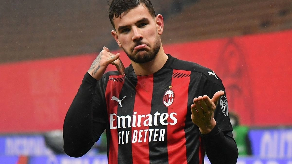 Théo Hernández, lateral del Milan