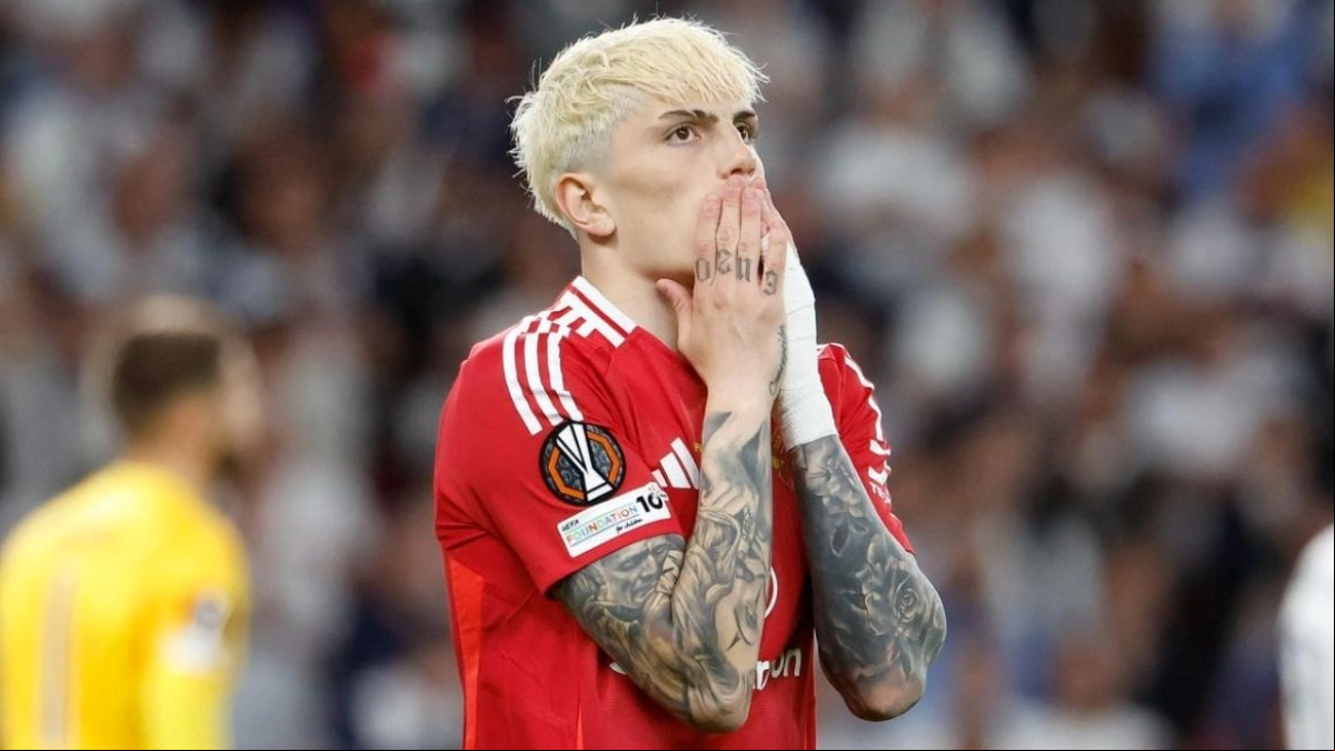 OFFICIAL: Garnacho bids farewell to Manchester United | SPORT
