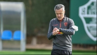 Tres recambios de garantías para Fran Escribá en el Elche CF "Foto: LaLiga"