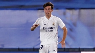 Lucas Vázquez sentencia el futuro de Odriozola en el Madrid