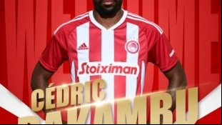 OFICIAL: Bakambu ficha por Olympiacos / OlympiacosFC