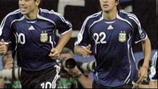 El increíble once de jugadores que creías retirados "Foto: Olé"