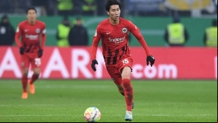 El Eintracht firma un nuevo fichaje y asegura tres salidas - Foto: Transfer Room