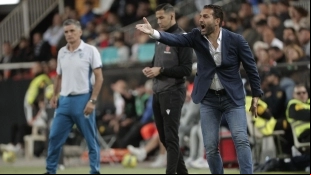 El futbolista que está a punto de cerrar el Valencia / Oficial Press