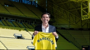 El primer nombre que ha pedido Marcelino para el Villarreal / Está Pasando