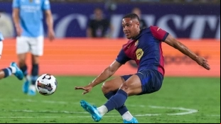 Vitor Roque, en un partido de la pretemporada del FC Barcelona.