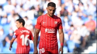 Diego Carlos, Brazilian center-back for Aston Villa who could return to Sevilla.