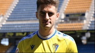Robert Navarro, jugador de la Real Sociedad que pondrá rumbo al Athletic Club en 2025