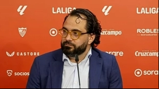 Sevilla wants to sign Adam Aznou from Bayern / Besoccer