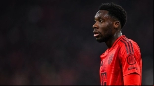 El Bayern quiere a una joya española como sustituto de Alphonso Davies