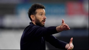 Carlos Corberán ya señala a los jugadores que quiere fuera del Valencia / Eldesmarque