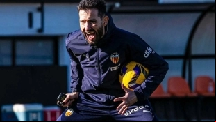Valencia is already preparing its first two gs / EstadioDeportivo