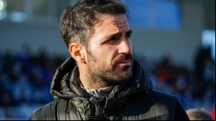 Los 3 clubes que quieren contratar a Fabregas en verano