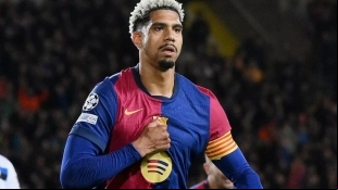 El Barça rebaja el precio de Araujo: Los 3 clubes que quieren ficharlo
