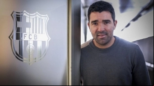 Fichajes Barcelona: Deco se olvida del gran objetivo para el lateral diestro