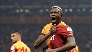 Victor Osimhen, delantero cedido por el Napoli en el Galatasaray