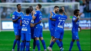 Los jugadores del Al Hilal celebran un gol